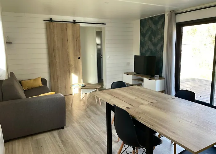 Guest house 2ch - Air Conditioning - Wifi - Swimming Pool And Jacuzzi Open Year